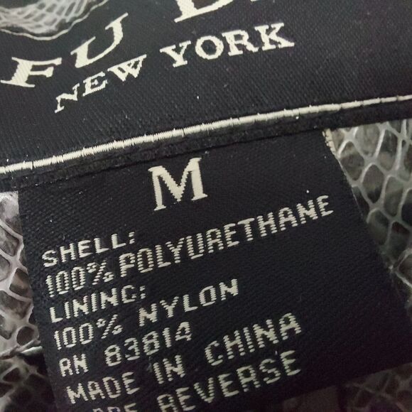 FU DA Women's Silver Gray Jacket Medium Snake Skin Full Zip Vegan Leather - Picture 5 of 11